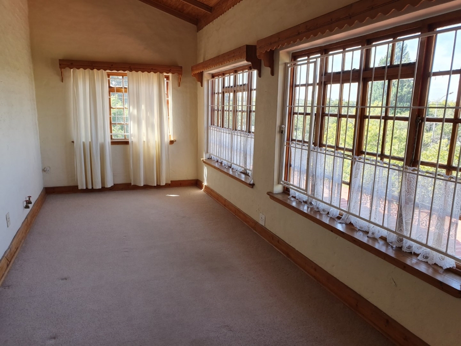 4 Bedroom Property for Sale in Hospitaalheuwel Free State